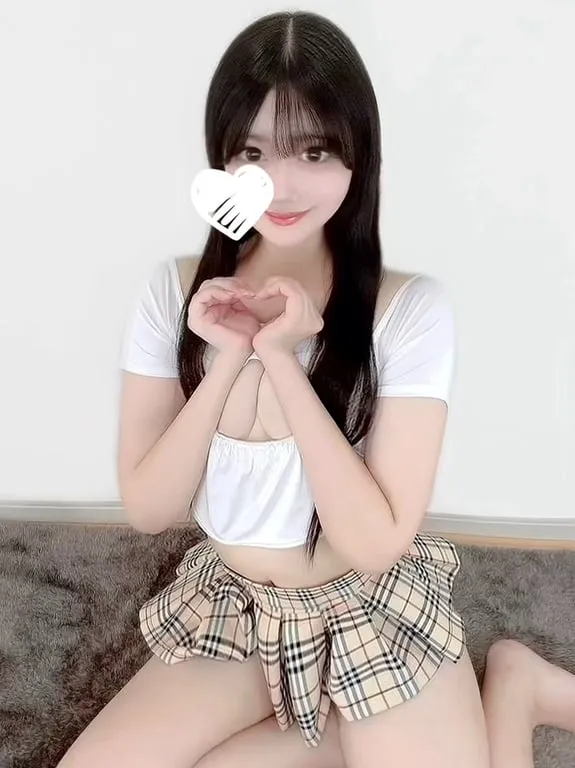 七瀬 ひなの