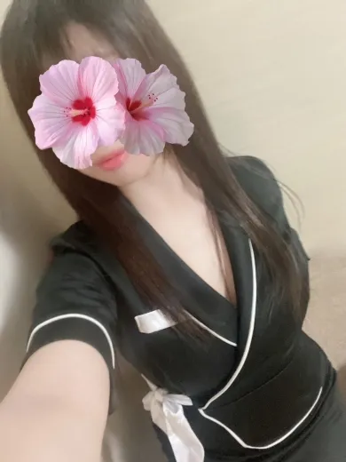 麗日れむ