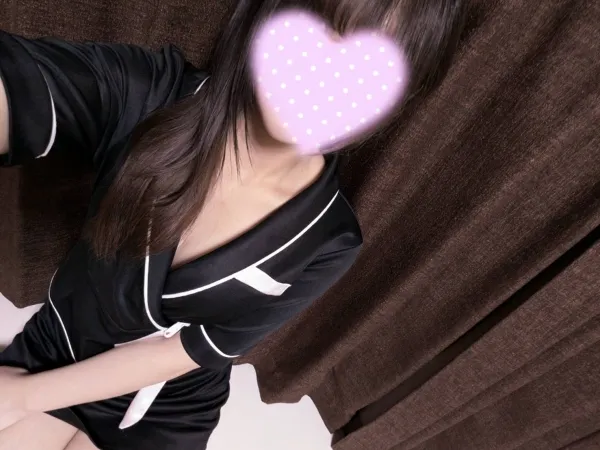 美月ひより