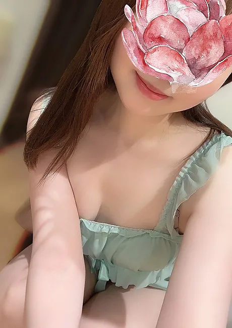 白咲えま