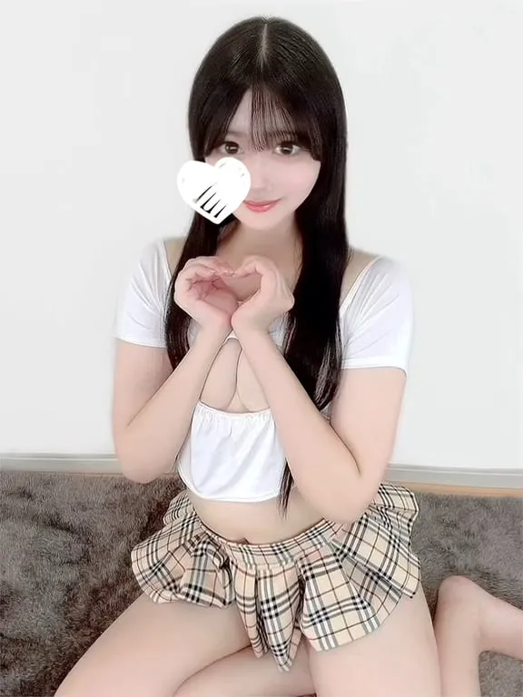 七瀬 ひなの