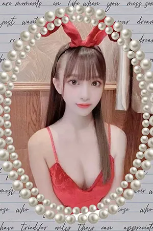 エミリ